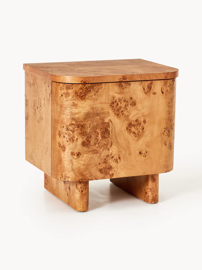 Ako credenza